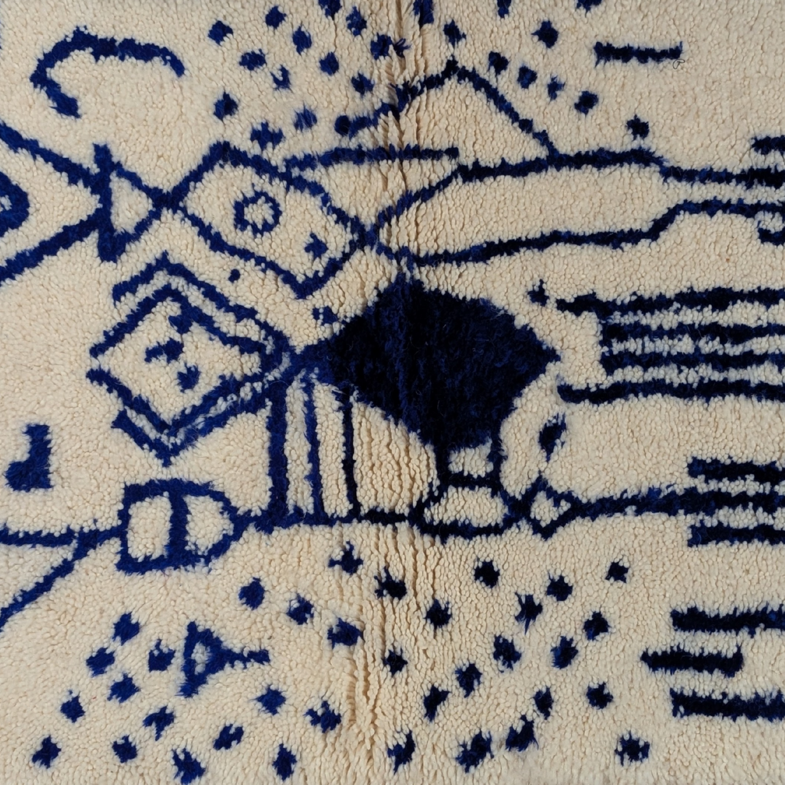 Nomad Rhythm - Rugs & Tales