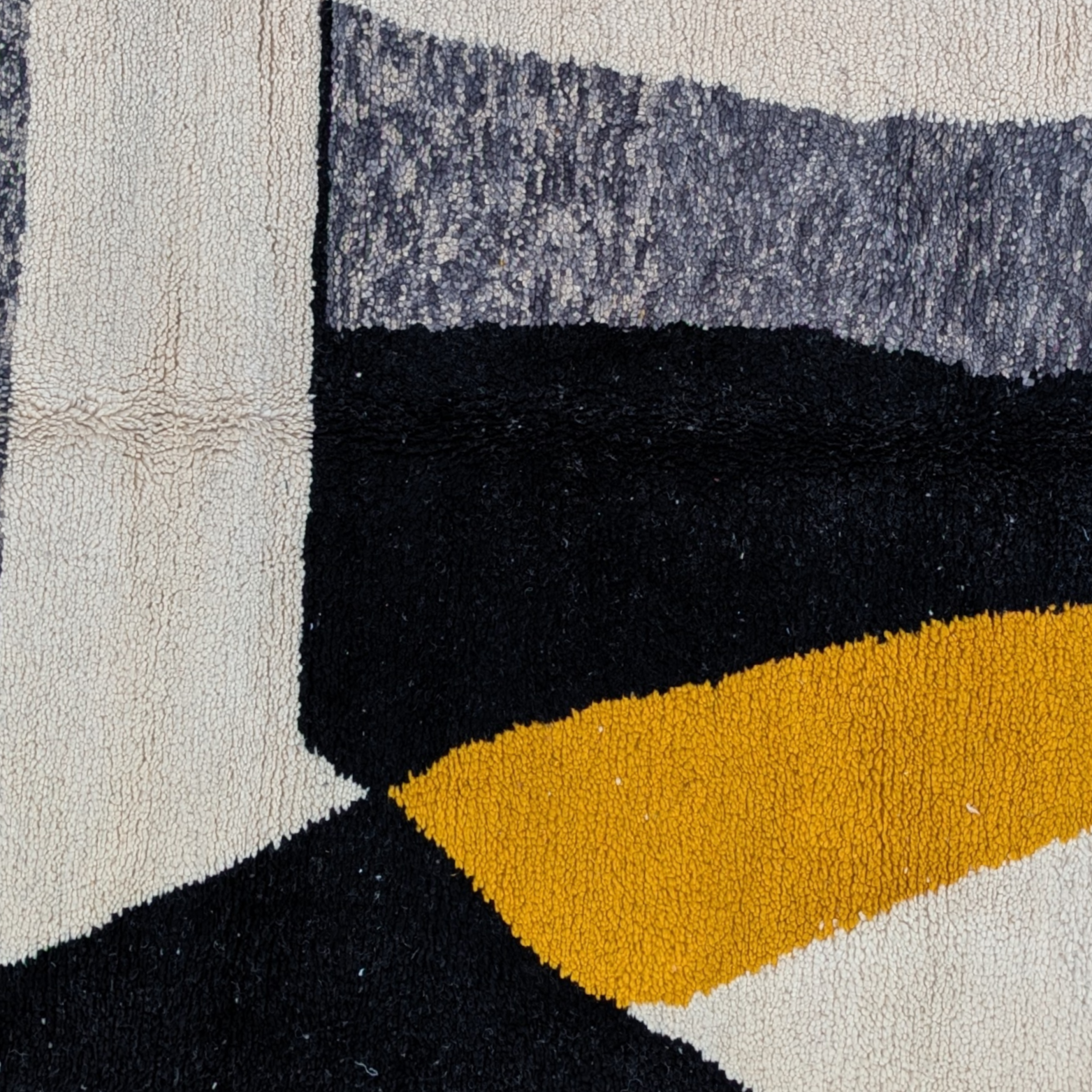 Sable - Rugs & Tales